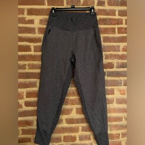 ATHLETA VENICE JOGGER- grey